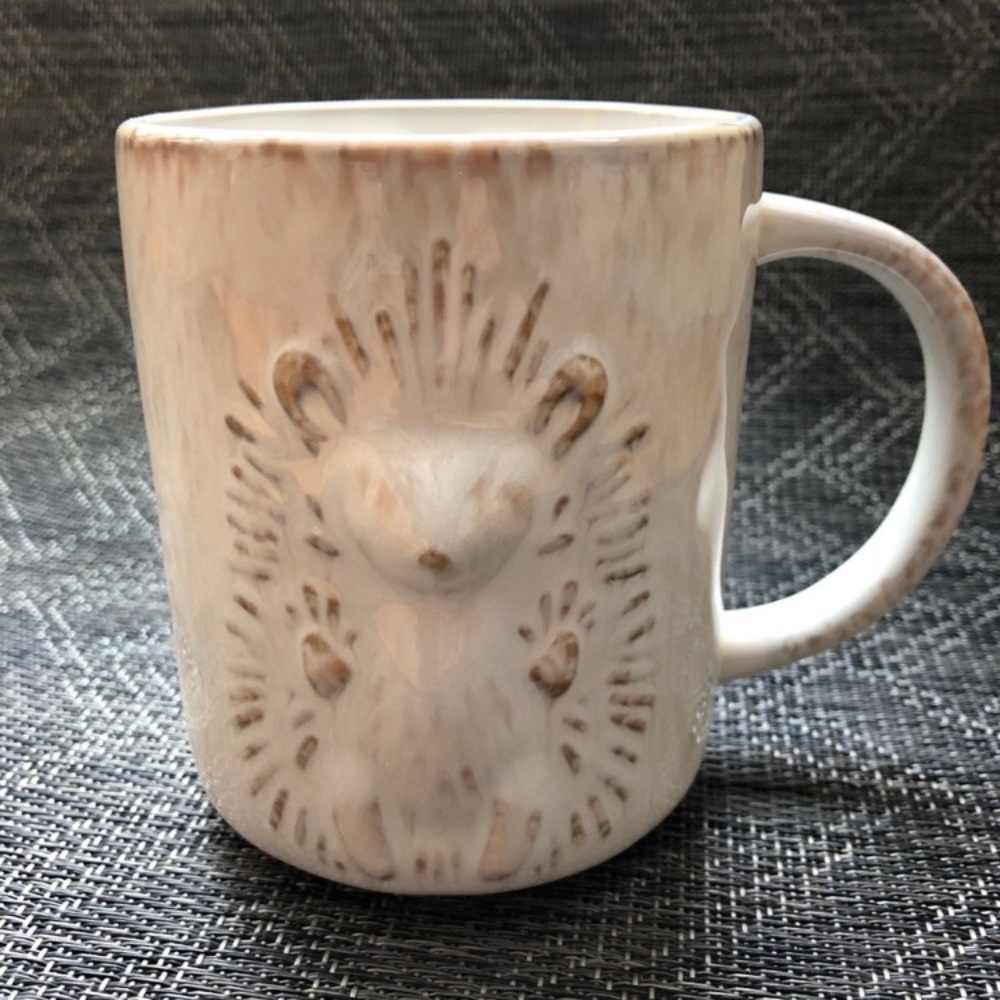 In search of Anthropologie winter wonderland hedge hog mug!!